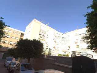 Pis  Glorieta amor de dios 1. Adosado en almería  glorieta amor de dios