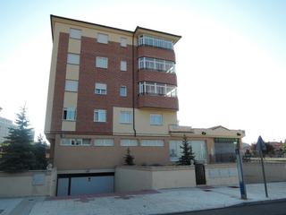 Flat  Calle ciudad de caceres 2, a1 02 b, avila. Vivienda y garaje en ávila  calle ciudad de caceres