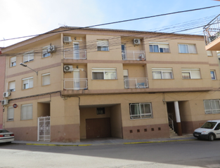 Pis  Carrer del trinquet. Vivienda en vilamarxant  carrer del trinquet