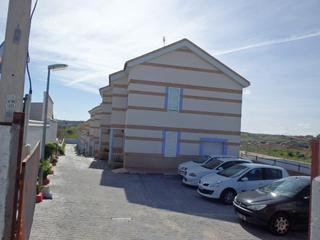 Etagenwohnung  Carretera ocaña 16. Vivienda en méntrida  carretera ocaña