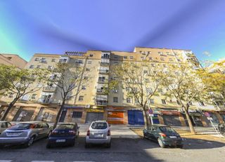 Local Comercial a Calle Pakistan 2