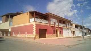 Etagenwohnung in Av rey juan carlos 35. Lote 1  lote de vivienda y local en lorca  avenida rey juan carl