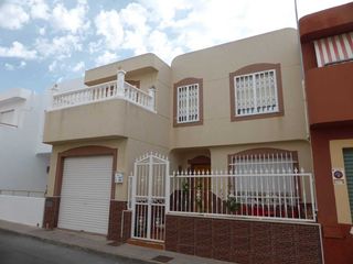 Flat  Calle san millan 16. Vivienda en el ejido  calle san millan