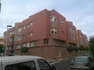 Flat in Calle habana 3, 1ºe, 35212 telde,las palmas. Vivienda y garaje en las palmas, telde