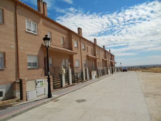 Pis a Calle mirador de la ermita 11, casarrubios del monte. Adosado en casarrubios del monte  calle mirador de la ermita
