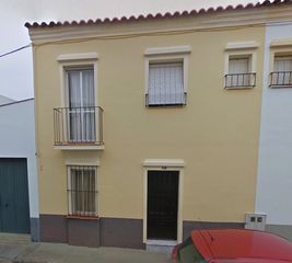 Pis  Cl nuñez de balboa 14 od. Chalet en puebla de la calzada  calle nuñez de balboa