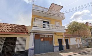 Etagenwohnung in Calle sierra cazorla 9. Vivienda en dos hermanas  calle sierra cazorla