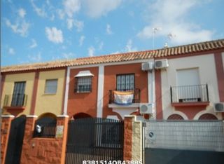 Pis  Plaza antonio mairena 9. Vivienda en benacazon  plaza antonio mairena