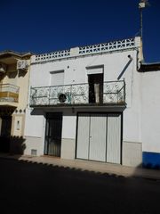 Pis a Calle principe de vergara 24. Chalet en mengíbar  calle principe de vergara