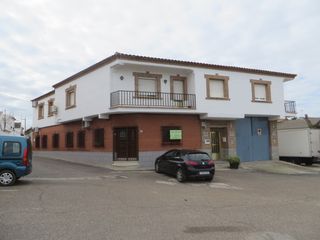 Pis a Calle Arroyo Bajo 4