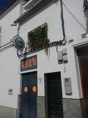 Flat in Calle isabel la catolica 33. Vivienda en fuente de cantos  calle isabel la catolica