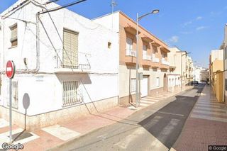 Pis a Calle Las Palmeras