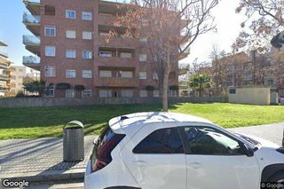 Etagenwohnung in Calle Montserrat