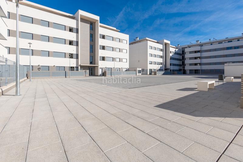 Foto ce7c3bd9-4118-45de-98d3-7bfc4b2705ff. Location appartement avec chauffage parking piscine dans Alovera