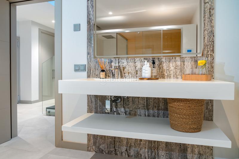 Foto b72a30a5-eb08-4fb9-8ce6-dd5243a4f4d0. Chalet dans calle 04b nva andaluc 202 dans Nueva Andalucía centro Marbella