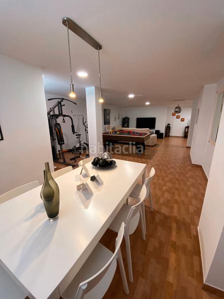 Foto 84b4387c-4f14-48e6-a3b0-4a9bab87e8da. Casa pareada en calle los naranjos 2a ¡descubre tu nuevo hogar en la exclusiva zona de playamar, ! esta espectacular vivienda pareada, situada a escasos en Torremolinos