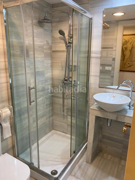 Foto 29237990-f448-46d2-97b2-f96476206a29. Lloguer planta baixa a avenida josé banús 5 a Puerto Banús Marbella