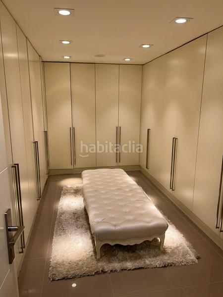 Foto e3c3021f-3004-46e5-83e0-8dfc053dcdf7. Xalet amb xemeneia calefacció aparcament piscina a Marbella