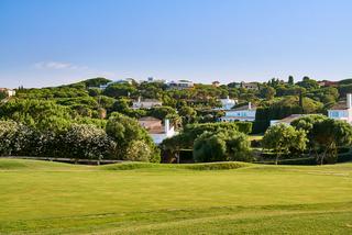 Xalet a Avenida los cortijos 208. Villa moderna sotogrande, cadiz: superficie parcela: 2.872 m2.