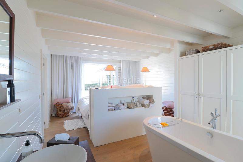 Foto a0b3c1f6-2afb-4522-8ff4-ca84e8e49bd4. Chalet dans avenida de La Alquería 14 dans La Alquería Benahavís