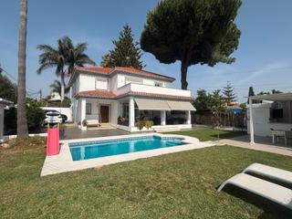 Xalet a Avenida alta vista 12. ¡descubre la casa de tus sueños en alta vista!   esta magnífica