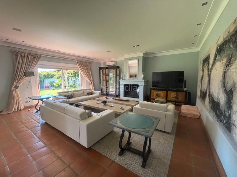 Foto f5c1dcab-20d3-41ad-86ff-48f8c616686e. Chalet in calle doctor eduardo evangelista 8c in San Pedro de Alcántara Pueblo Marbella