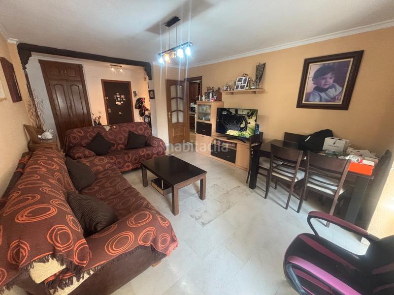 Foto f1385622-77e6-4c43-ac08-da64b88b9f6a. Pis a calle quevedo 10 a Rodeo Alto - Guadaiza - La Campana Marbella