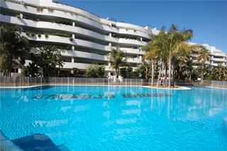 Location Attique  Arrabal a cañas 2. Impresionante ático moderno en el embrujo banús, con vistas pano