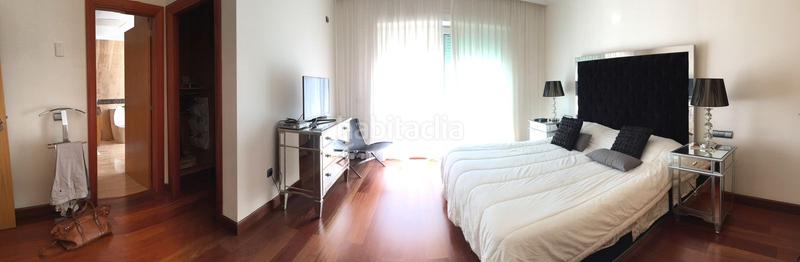 Foto beb58040-dc7d-4b9b-82fa-9225a9336921. Rent penthouse in arrabal a cañas 2 in Puerto Banús Marbella