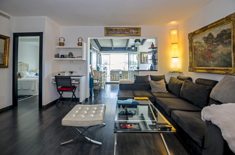 Foto ff3e8e3e-f2fd-4699-bede-b2d7881321b5. Ático en avenida josé banús 875 en Puerto Banús Marbella