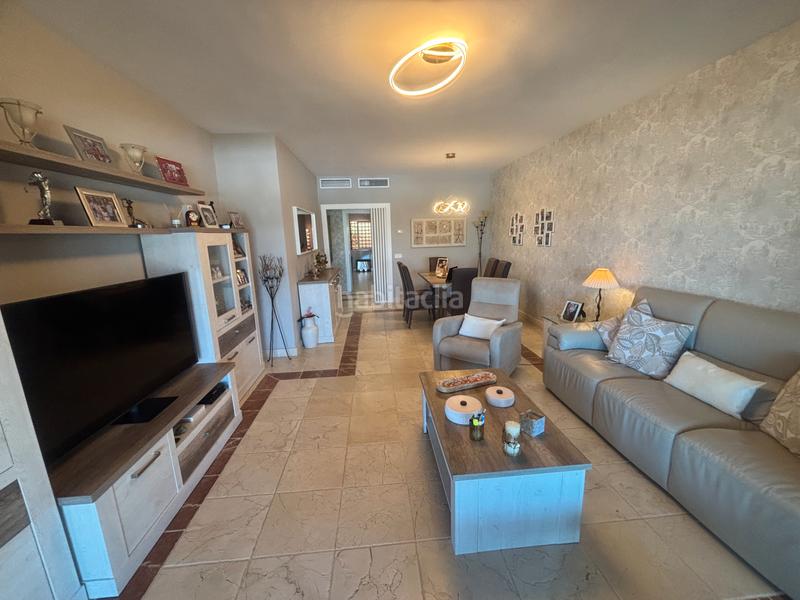 Foto 2142b329-0ab9-4a01-861f-a90bf17f79c4. Pis a calle pico alcazaba 21 a Benatalaya Estepona