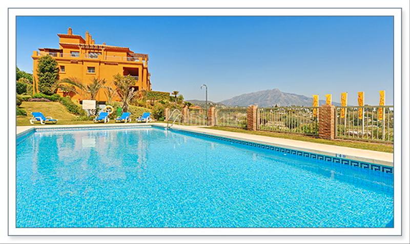 Foto a459926c-741c-46ee-a4ba-20adf9394efe. Pis a calle pico alcazaba 21 a Benatalaya Estepona