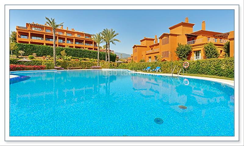 Foto abf74173-7336-4f73-950b-318599226086. Pis a calle pico alcazaba 21 a Benatalaya Estepona