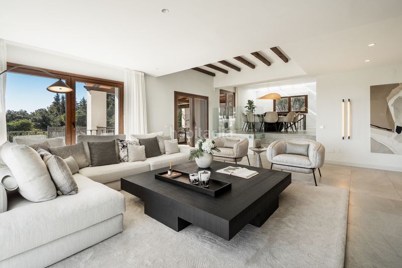 Foto 0a0ff9df-5c4d-47a4-9b93-f6b5ef1fd5d7. Chalet en calle arroyo juan prieto 1 en La Concha - Resina Golf Estepona