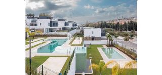 Lloguer Casa aparellada a Nueva Atalaya. Moderna casa pareada a estrenar, en alquiler en estepona, cercan