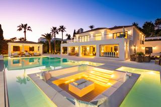 Xalet a Urbanizacion n andalucia 5h 17. Increíble villa en la cerquilla, el valle del golf, nueva andalu