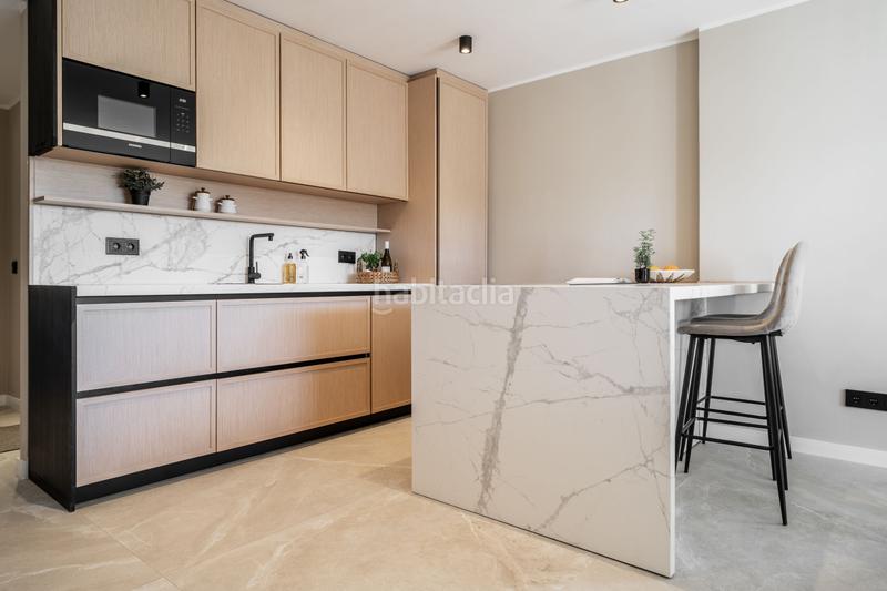 Foto 273e33b5-dc66-40cf-97d5-6e18f44e1f30. Pis a calle las ventas 3 a Nueva Andalucía centro Marbella