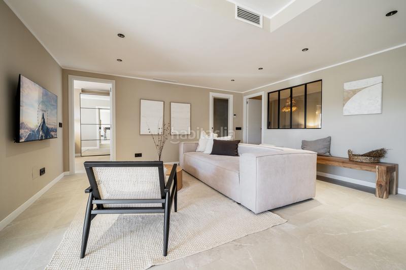 Foto 97605927-620e-4848-990b-58561001d931. Pis a calle las ventas 3 a Nueva Andalucía centro Marbella