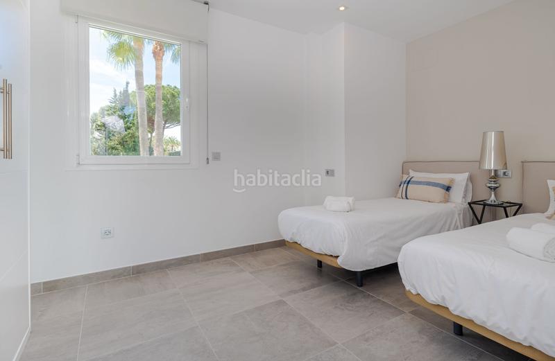 Foto 9c9921cf-8470-465e-ba66-0e85050311e8. Chalet en calle londres 1 magnifica villa independiente ubicada en el corazón de nueva andalucía, a solo 5 minutos de puerto banús. 961 m2 de parcela.- en Marbella