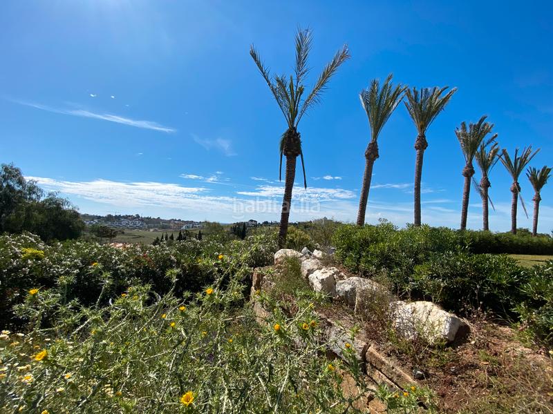 Foto 4b56d3f5-07db-494f-b4c8-6804b699e976. Terreny residencial a urbanizacion el paraiso 256 a Estepona