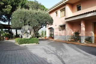 Maison à Alella. Casa en venta