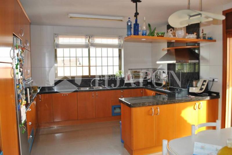 Foto e73c4b54-3f7d-495d-89eb-ff08c69832dc. Casa amb calefacció aparcament piscina a Alella