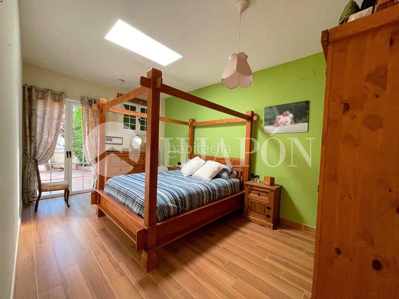 Foto a40602e6-3198-4fb5-9efa-4771c049089b. Casa con riscaldamento parcheggio piscina in Alella