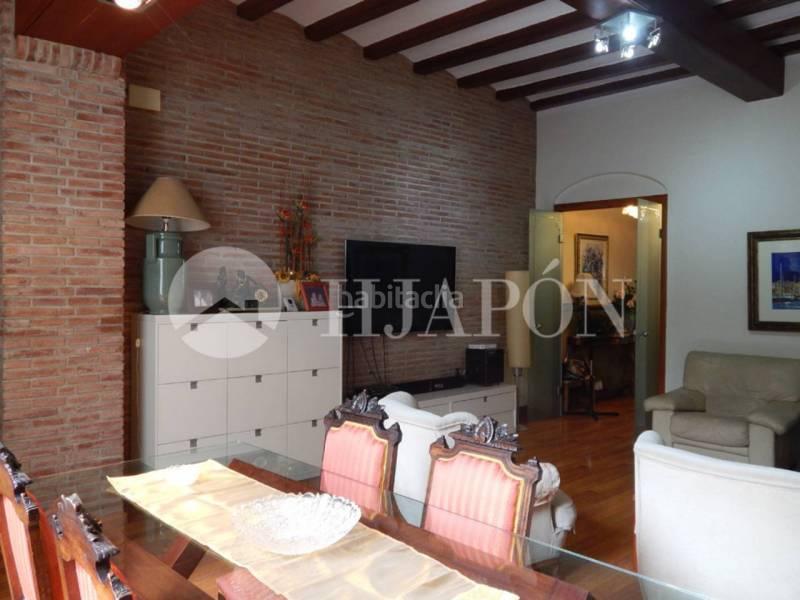 Foto 6f470ec4-136d-49b7-a989-4ff09f5889a2. House with heating in Ocata Masnou (El)