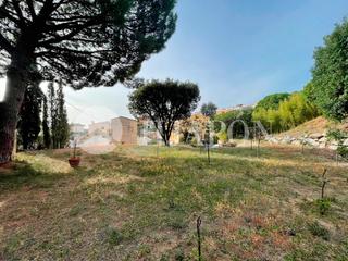 Wohngrundstück in Premià de Dalt. Parcela plana con vistas parciales al mar