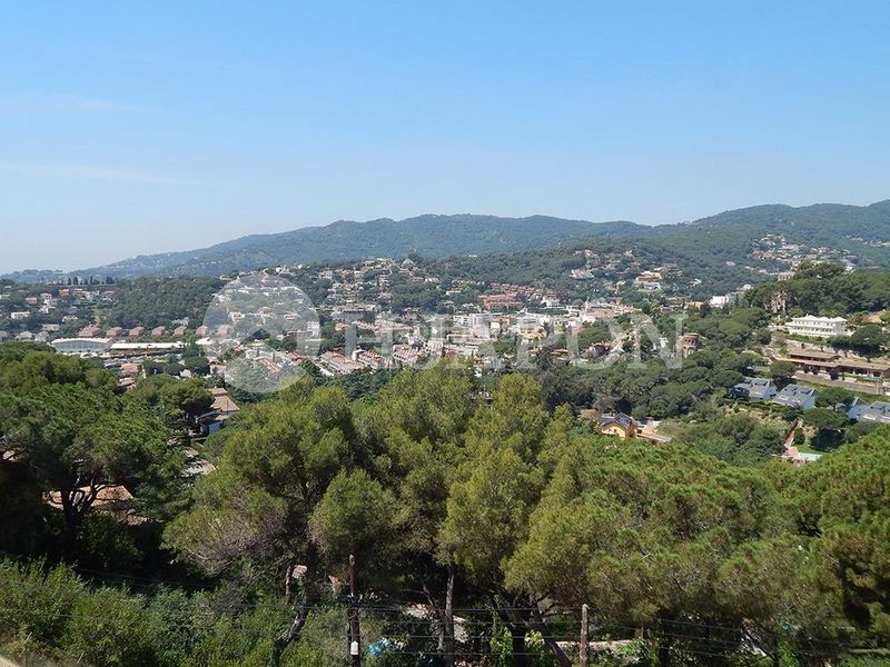 Foto e1fb8314-a6c9-4239-8ae6-ba950bf0a436. Terreny residencial a Cabrils