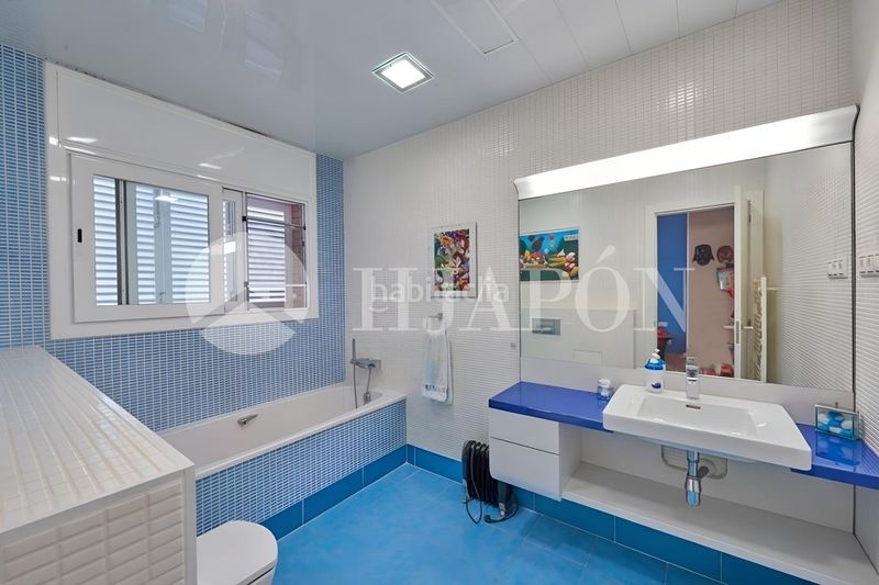 Foto c8897e03-ba59-4e12-a131-90e7dc7dcb4e. Casa amb calefacció aparcament piscina a Bell-Aire Sant Andreu de Llavaneres