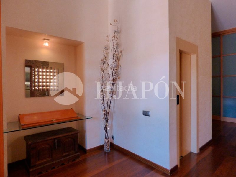 Foto a4703b4f-e3aa-4837-97ac-e07cd37def5f. Casa amb calefacció aparcament a Teià