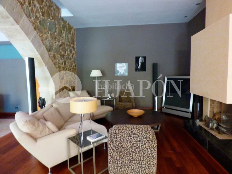 Foto a64fe860-6891-473c-a5ec-de53b662fd15. Casa amb calefacció aparcament a Teià