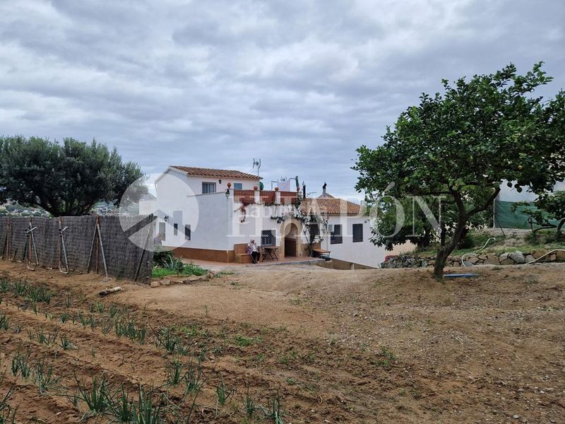 Foto 4b962f69-7a08-45e0-acc7-c9b45c68ef26. Masia amb calefacció aparcament piscina a Vilassar de Dalt